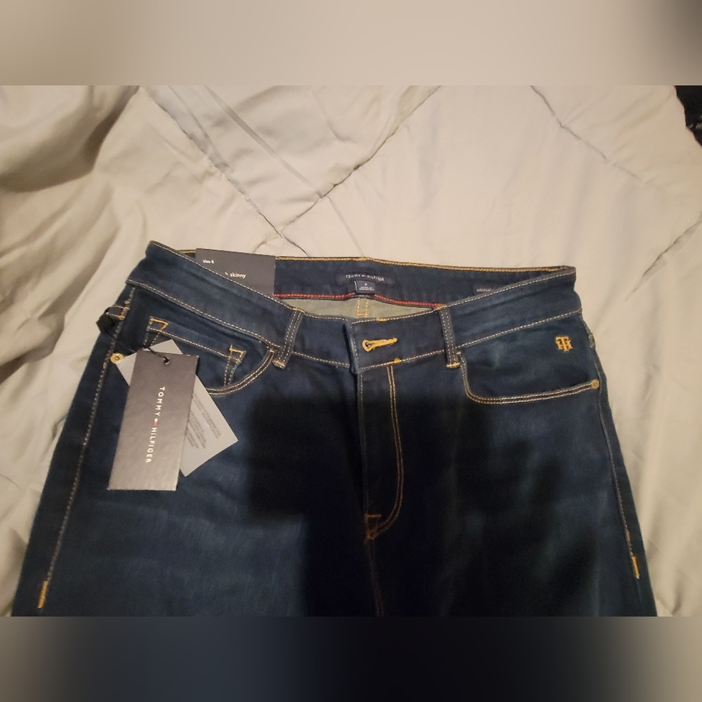 Tommy hilfiger size 8